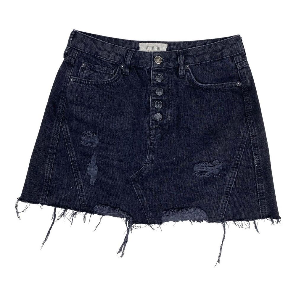 Distressed Black raw hem jean denim mini skirt We the free womens size 26